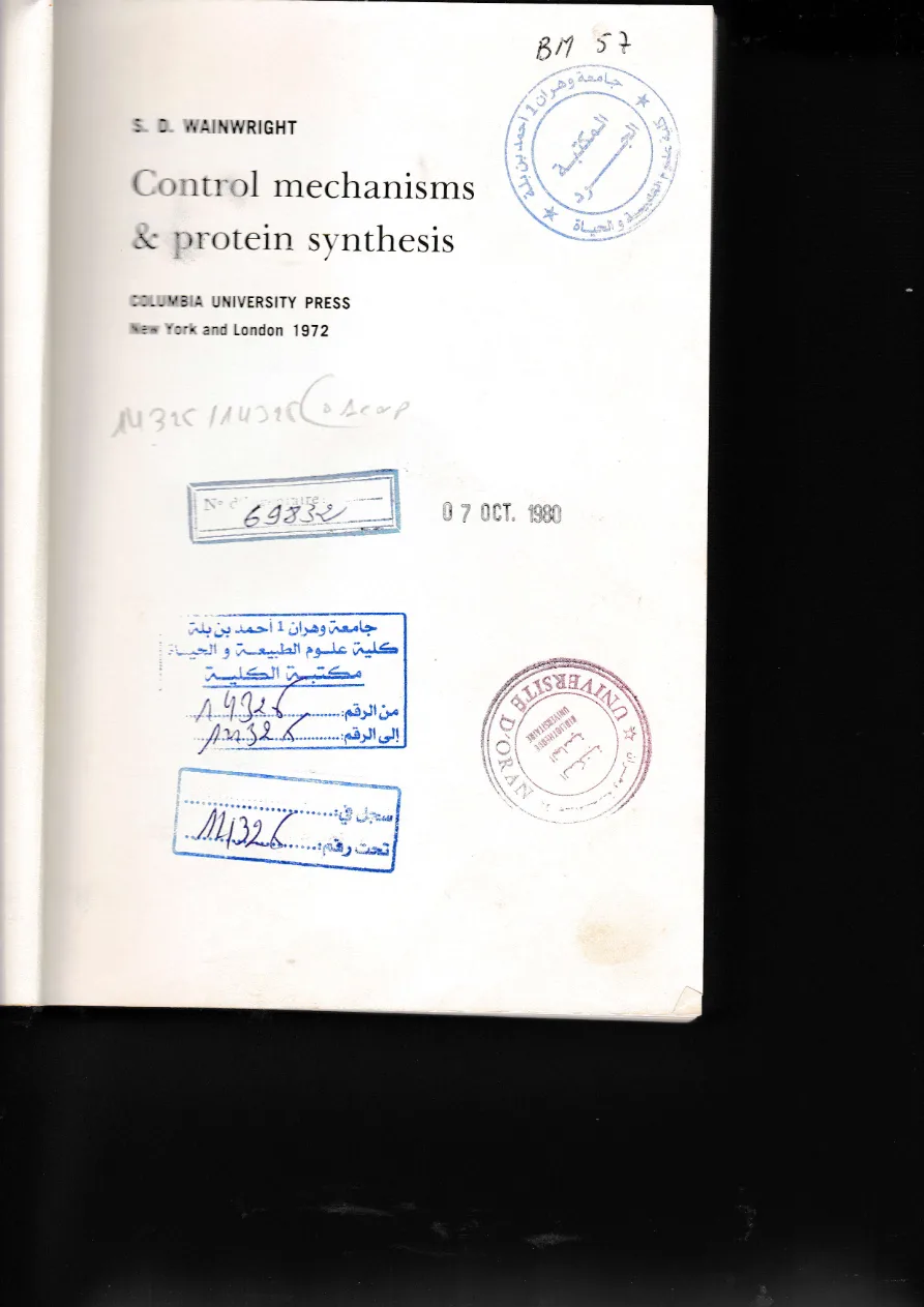Couverture de Control mechanisms & protein synthesis